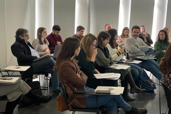 051f3972-84e2-4054-837e-727bf083e396